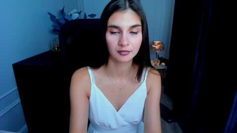 nicolewerti online show from September 2025 05:17:02 AM