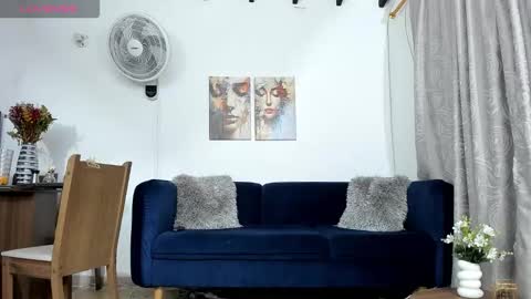 Snapshot of nicollelima chatting on October 2025 10:32:02 PM Nicolle Lima online show from October 2025 10:32:02 PM