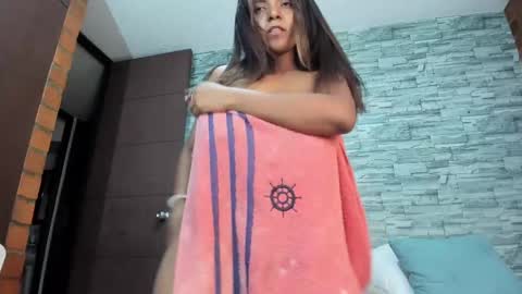 nicollesofia3 online show from March 2025 07:21:02 AM