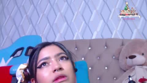 Nicolle Miley online show from December 2024 10:17:02 AM