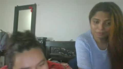 NicollGreen online show from September 2025 02:04:01 AM