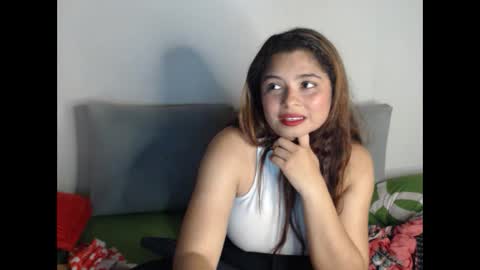 NicollGreen online show from October 2025 04:51:01 PM