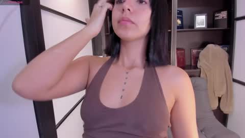 NicolRoss online show from September 2025 12:53:01 PM
