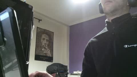 Julian online show from February 2025 11:14:02 AM