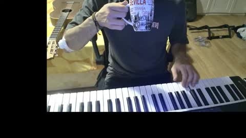 Julian online show from September 2025 12:15:01 PM