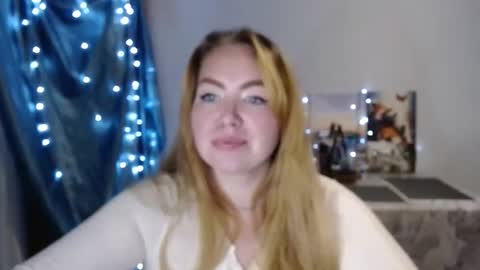 nightlaura online show from December 2024 01:08:01 AM