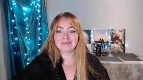 nightlaura online show from December 2024 03:33:02 AM