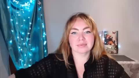 nightlaura online show from January 2025 08:58:02 PM