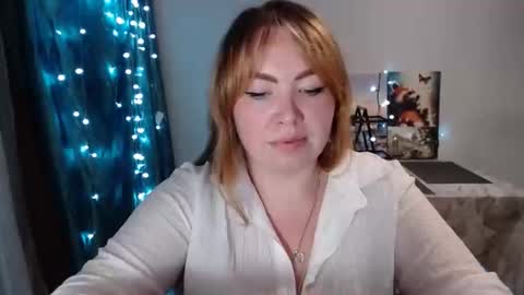 nightlaura online show from January 2025 01:42:02 AM