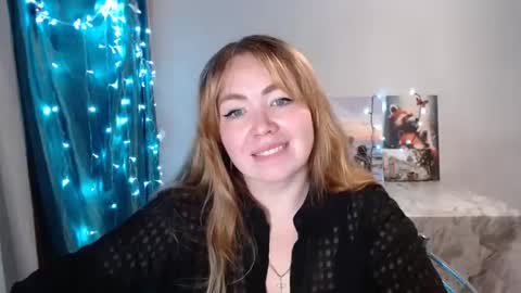 nightlaura online show from January 2025 02:43:02 AM