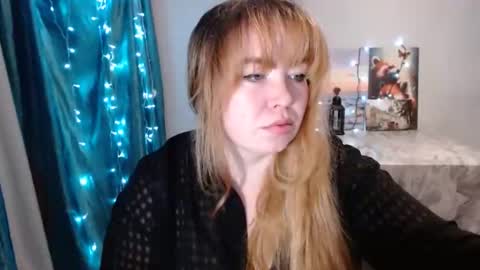 nightlaura online show from January 2025 03:22:01 AM