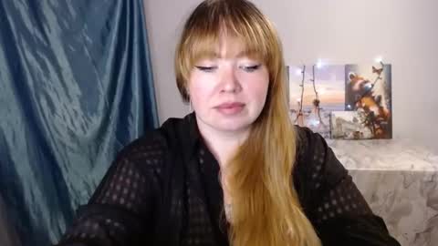 nightlaura online show from January 2025 07:03:01 PM