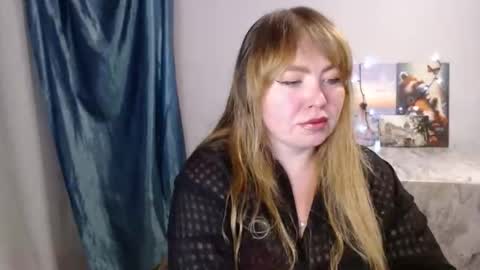 nightlaura online show from January 2025 04:30:01 PM