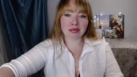 nightlaura online show from January 2025 09:37:01 PM