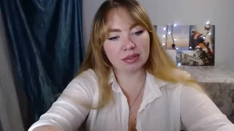 nightlaura online show from February 2025 12:40:02 AM
