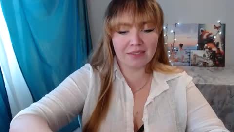 nightlaura online show from February 2025 07:50:01 AM