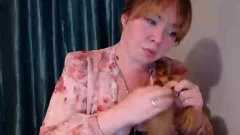 nightlaura online show from February 2025 06:13:02 PM