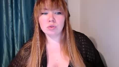 nightlaura online show from February 2025 07:54:02 PM