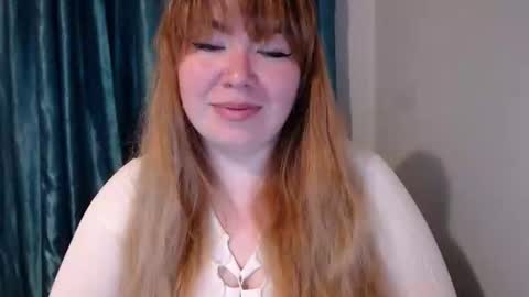 nightlaura online show from March 2025 05:28:02 PM