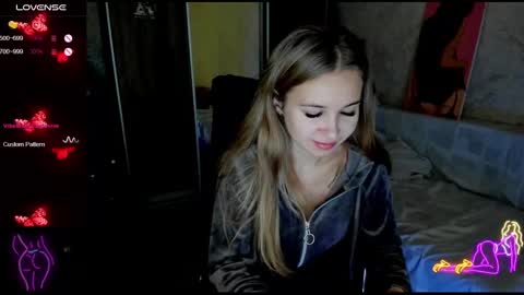 nigo_nika online show from January 2025 02:30:02 PM