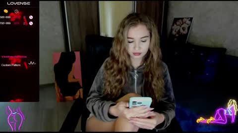 nigo_nika online show from January 2025 11:55:01 AM