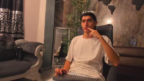 Nick online show from November 2025 11:29:01 PM