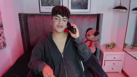 niick_twink online show from September 2025 05:15:02 PM