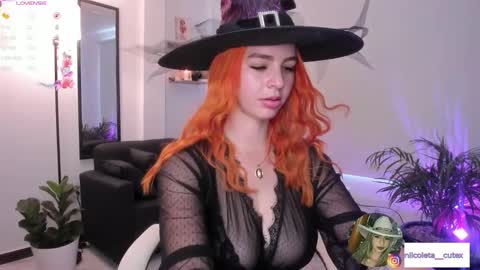 Niicoleta  online show from October 2025 06:17:02 PM