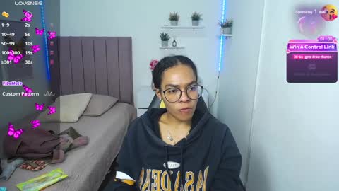          online show from December 2024 06:16:01 PM
