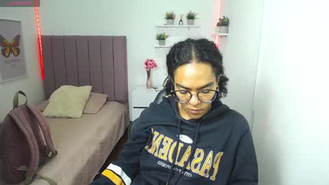          online show from December 2024 01:59:02 PM