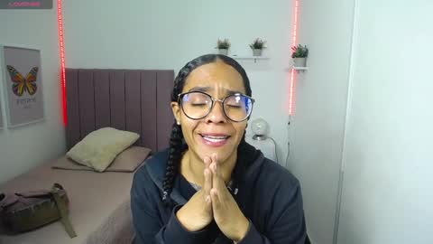          online show from February 2025 01:54:01 PM