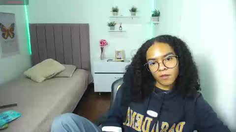          online show from February 2025 04:16:02 PM