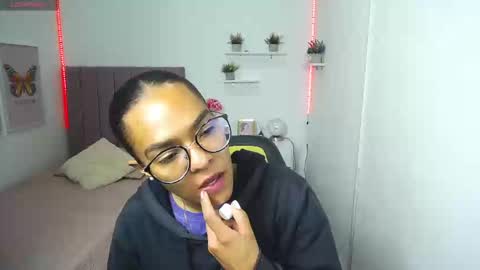          online show from February 2025 03:04:02 PM