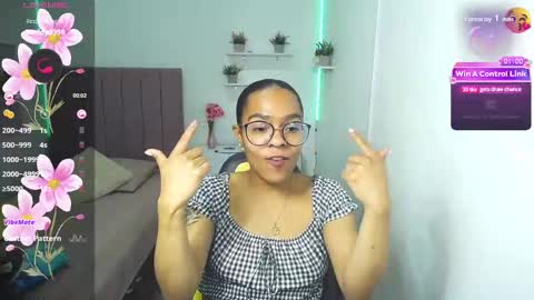          online show from March 2025 06:00:02 PM
