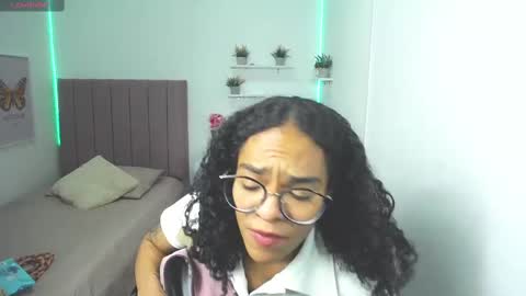          online show from March 2025 06:39:02 PM