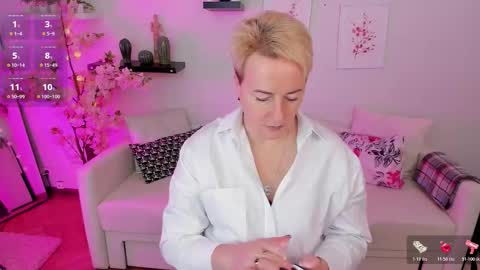 Nika online show from October 2025 05:19:01 AM