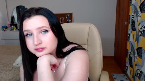 Snapshot of nikaking22 chatting on December 2024 09:06:01 PM nikaking22 online show from December 2024 09:06:01 PM