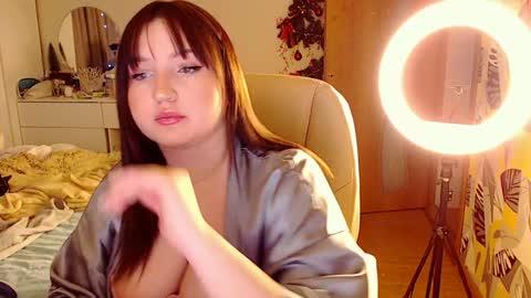 Snapshot of nikaking22 chatting on January 2025 12:28:01 AM nikaking22 online show from January 2025 12:28:01 AM