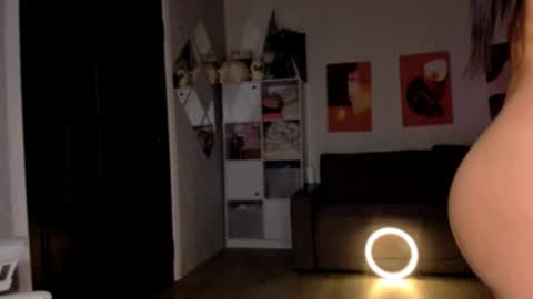 Nika online show from September 2025 05:12:02 PM