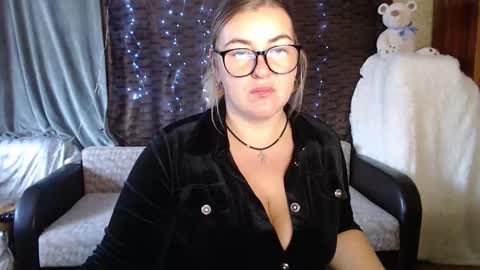 Snapshot of nikaskylink chatting on October 2025 04:20:01 AM Nika online show from October 2025 04:20:01 AM