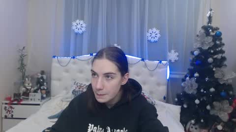 nikastarkk online show from December 2024 07:22:01 PM