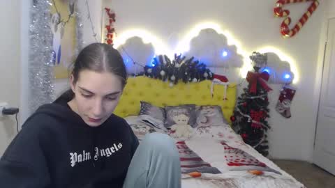 nikastarkk online show from December 2024 03:16:02 AM