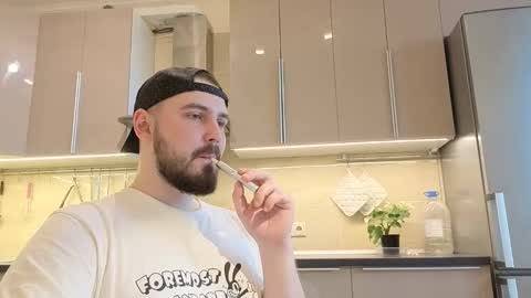 Nick online show from November 2025 08:15:02 AM