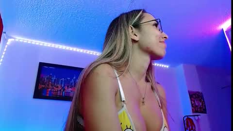  Natalia online show from September 2025 05:18:01 PM