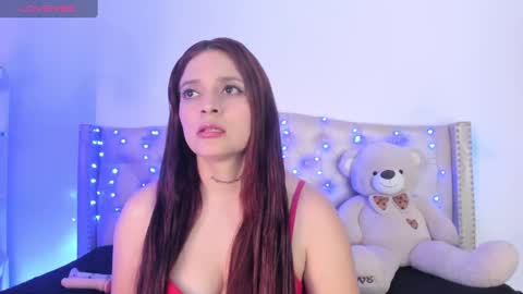 Snapshot of nikiibrooks chatting on December 2024 12:54:02 AM Niikii online show from December 2024 12:54:02 AM