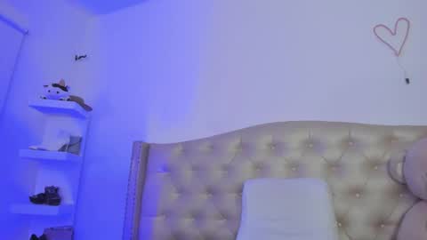 Snapshot of nikiibrooks chatting on February 2025 03:21:01 AM Niikii online show from February 2025 03:21:01 AM