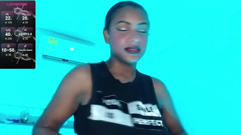 Snapshot of nikitakisskm chatting on October 2025 01:43:02 PM nikitakisskm online show from October 2025 01:43:02 PM