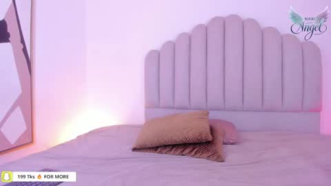 Snapshot of nikki_angel_ chatting on September 2025 07:30:01 PM NIkki Angel online show from September 2025 07:30:01 PM