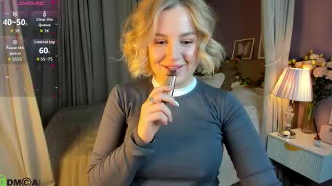 Snapshot of nikki_kai chatting on October 2025 12:08:02 AM Nikki online show from October 2025 12:08:02 AM