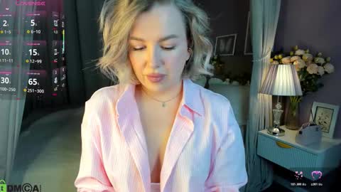 Snapshot of nikki_kai chatting on October 2025 12:44:02 AM Nikki online show from October 2025 12:44:02 AM